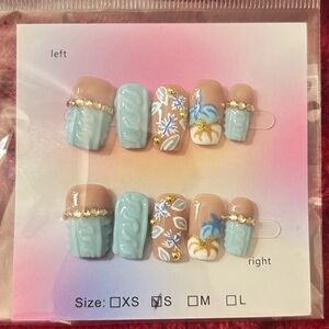 Blue and Beige Press-On Nails with Floral Design